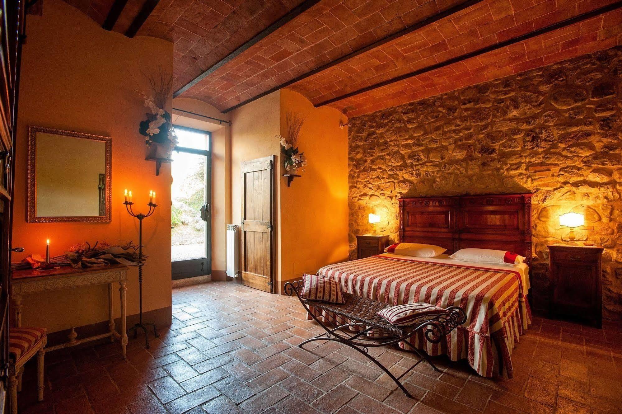 Sant'Alberto Campiglia dʼOrcia المظهر الخارجي الصورة